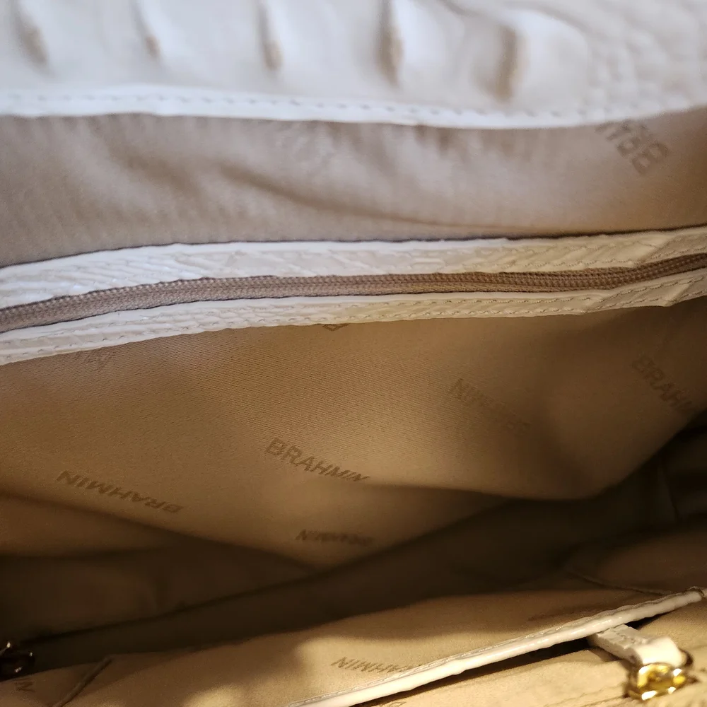 Brahmin Genuine Leather White Shoulder Bag with Gold Hardware 12.5"x12"x3. 5" - Picture 7 of 7